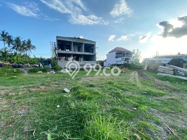 Tanah Strategis Kawasan Pererenan, Luas 300m², Cocok untuk Perumahan Tanah Strategis Kawasan Pererenan, Luas 300m², Cocok untuk Perumahan