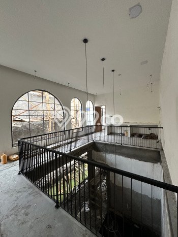 HUNIAN PILIHAN! Rumah di Cepaka, Luas 185m² Bangunan 200m² HUNIAN PILIHAN! Rumah di Cepaka, Luas 185m² Bangunan 200m²