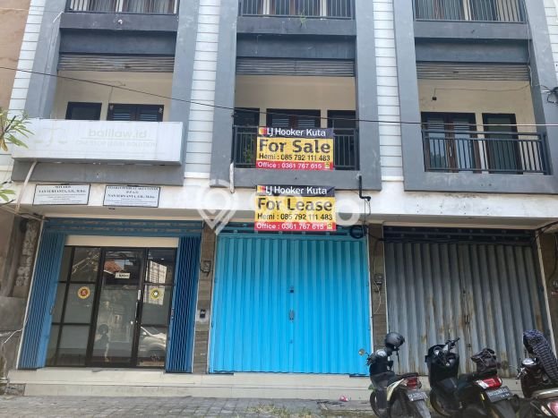 KEUNTUNGAN BERLIPAT! Ruko Kawasan Denpasar Barat, Luas 156m², Lokasi Jalan Utama KEUNTUNGAN BERLIPAT! Ruko Kawasan Denpasar Barat, Luas 156m², Lokasi Jalan Utama