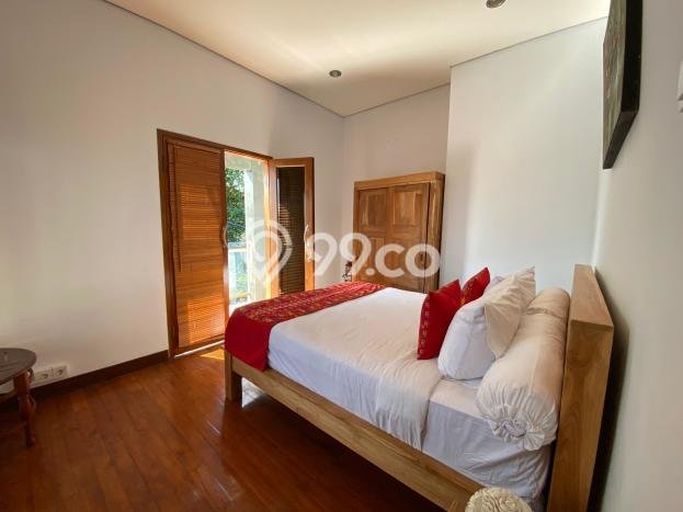 INVESTASI POTENSIAL! Vila di , Luas 328m2m², Kawasan Potensial INVESTASI POTENSIAL! Vila di , Luas 328m2m², Kawasan Potensial