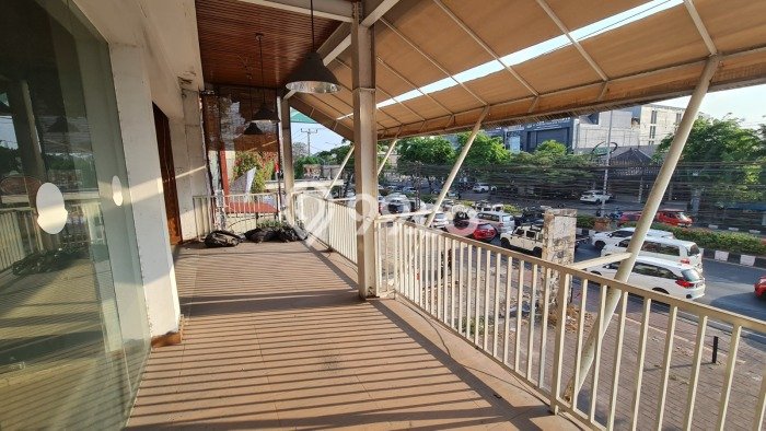 Ruko Disewa di Badung dengan LB 405m2 Area Komersial Ramai Ruko Disewa di Badung dengan LB 405m2 Area Komersial Ramai