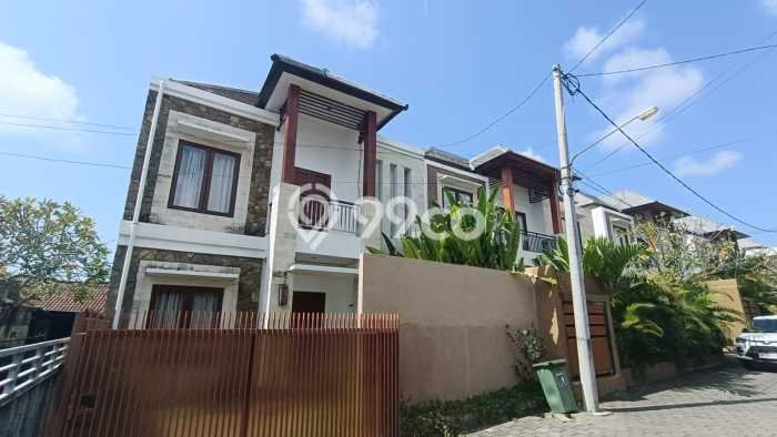 Disewakan Rumah Harga Terjangkau di Nusa Dua Badung dengan 5 Kamar Tidur Disewakan Rumah Harga Terjangkau di Nusa Dua Badung dengan 5 Kamar Tidur