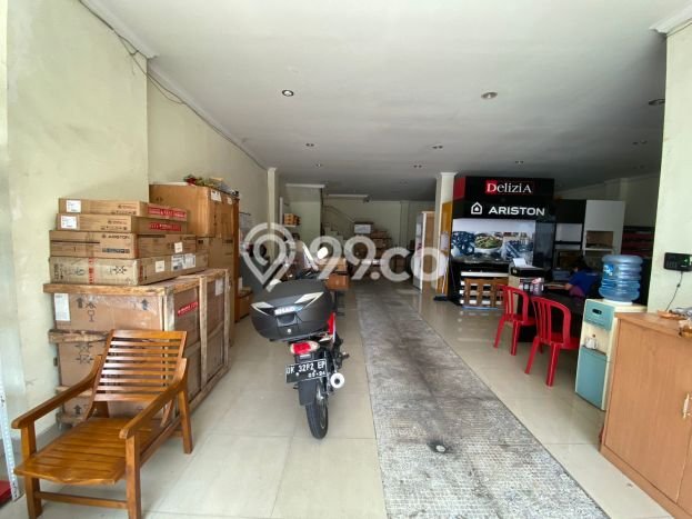 Unit Ruko Dijual di Denpasar Barat Denpasar Luas Tanah 238m2, Luas Bangunan 417m2 Unit Ruko Dijual di Denpasar Barat Denpasar Luas Tanah 238m2, Luas Bangunan 417m2