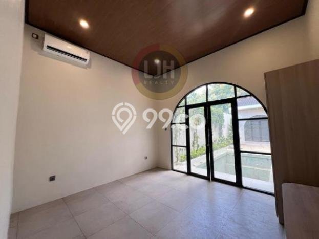 DIJUAL! Vila Kawasan , Area 200m2m², Lokasi Premium DIJUAL! Vila Kawasan , Area 200m2m², Lokasi Premium