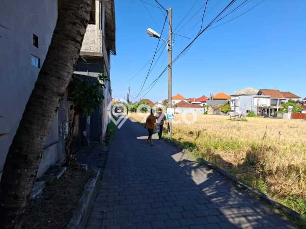 Hunian Mewah LB 200m2 Siap Pakai Desain Elegan di Batubulan, Gianyar Hunian Mewah LB 200m2 Siap Pakai Desain Elegan di Batubulan, Gianyar