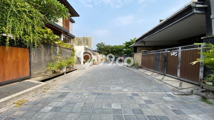 BEST CHOICE! Rumah di Denpasar Barat, Luas 145m² LB 350m² BEST CHOICE! Rumah di Denpasar Barat, Luas 145m² LB 350m²