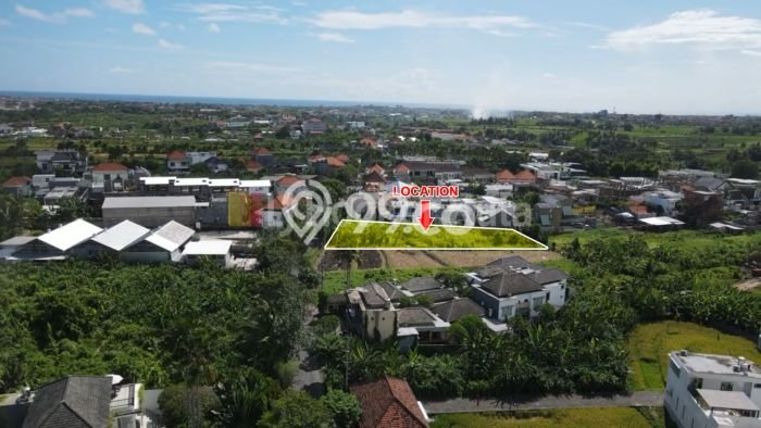 Tanah Dijual Lokasi Strategis di Badung dengan Luas 1450m2 Tanah Dijual Lokasi Strategis di Badung dengan Luas 1450m2