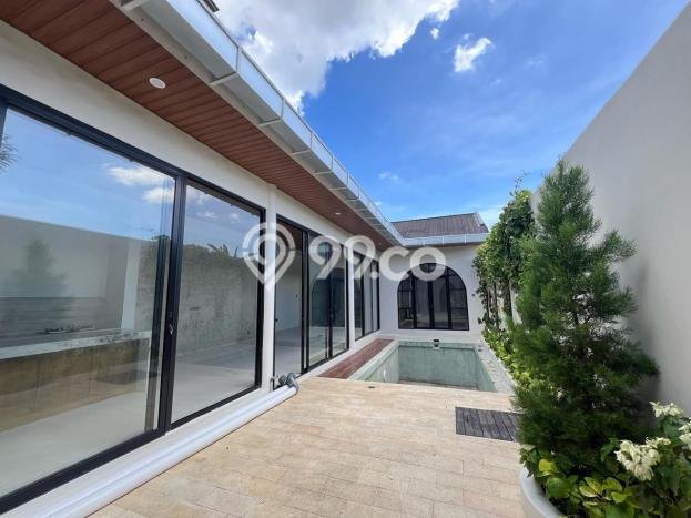 Rumah Elit Modern Siap Huni di Puri Gading Badung Rumah Elit Modern Siap Huni di Puri Gading Badung