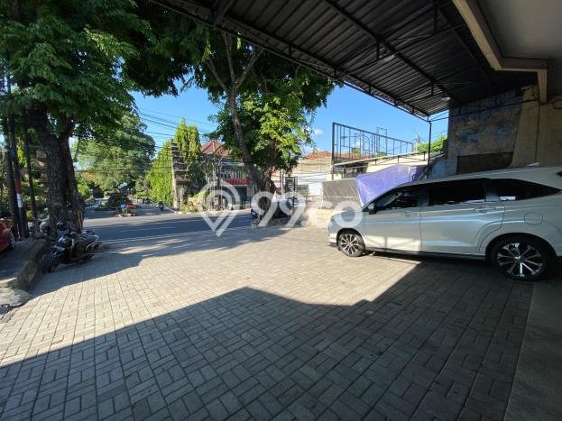AREA KOMERSIAL! Ruko For Rent Kawasan Denpasar Timur, Luas 800m², Akses Utama AREA KOMERSIAL! Ruko For Rent Kawasan Denpasar Timur, Luas 800m², Akses Utama