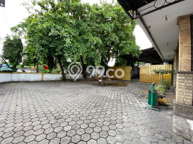 Gudang Dijual di Denpasar Barat Denpasar dengan Luas Bangunan 709m2 Gudang Dijual di Denpasar Barat Denpasar dengan Luas Bangunan 709m2
