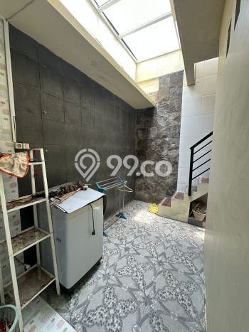 Disewakan! Rumah 3 Kamar Tidur &
3 Kamar Mandi di Pering, Gianyar Disewakan! Rumah 3 Kamar Tidur &
3 Kamar Mandi di Pering, Gianyar