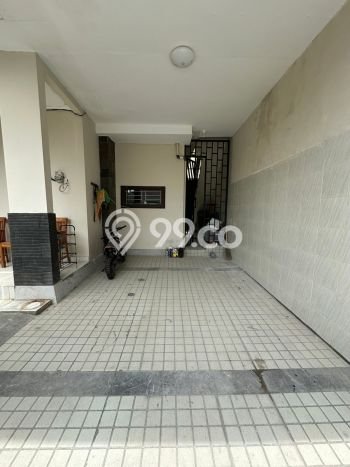 Disewakan! Rumah 3 Kamar Tidur &
3 Kamar Mandi di Pering, Gianyar Disewakan! Rumah 3 Kamar Tidur &
3 Kamar Mandi di Pering, Gianyar