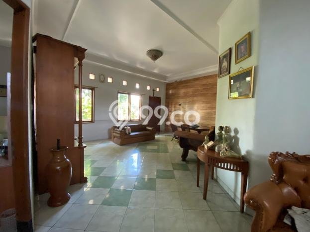 AREA KOMERSIAL! Ruko For Rent Kawasan Denpasar Timur, Luas 800m², Akses Utama AREA KOMERSIAL! Ruko For Rent Kawasan Denpasar Timur, Luas 800m², Akses Utama