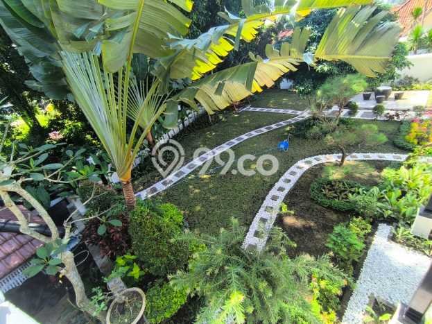 Rumah Strategis dengan Luas Bangunan 384m² di Kawasan Pering, Gianyar Rumah Strategis dengan Luas Bangunan 384m² di Kawasan Pering, Gianyar