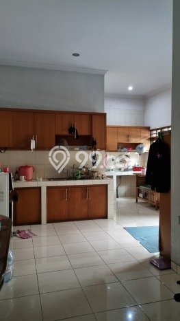 Ready to Use! Premium House LT 404m2 Desain Modern di Kemang Pratama Ready to Use! Premium House LT 404m2 Desain Modern di Kemang Pratama
