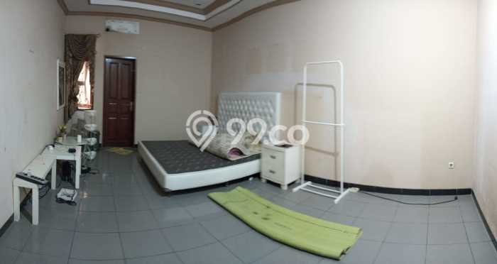 Rumah sewa siap pakai 5 Kamar Tidur di Galaxy, Bekasi Rumah sewa siap pakai 5 Kamar Tidur di Galaxy, Bekasi