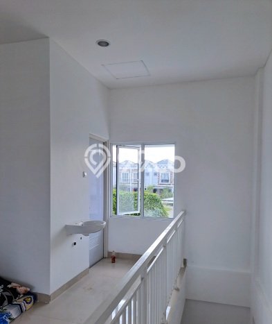 FOR RENT! Ruko di Jababeka Cocok untuk Bisnis 80m2 FOR RENT! Ruko di Jababeka Cocok untuk Bisnis 80m2