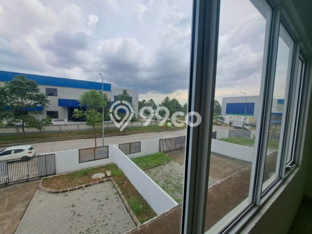 Unit Gudang Dijual di Bekasi LT 794m2 & LB 155m2 Unit Gudang Dijual di Bekasi LT 794m2 & LB 155m2