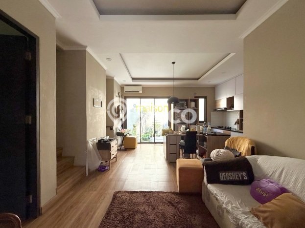 Dijual Hunian Rumah Terawat 3 Kamar di Kota Wisata, Bogor Dijual Hunian Rumah Terawat 3 Kamar di Kota Wisata, Bogor