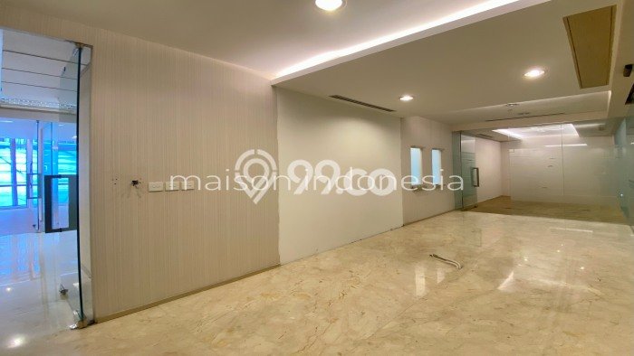 Komersial Dijual di Jakarta Selatan LT 565m2 & LB 565m2 Lokasi Terbaik! Komersial Dijual di Jakarta Selatan LT 565m2 & LB 565m2 Lokasi Terbaik!
