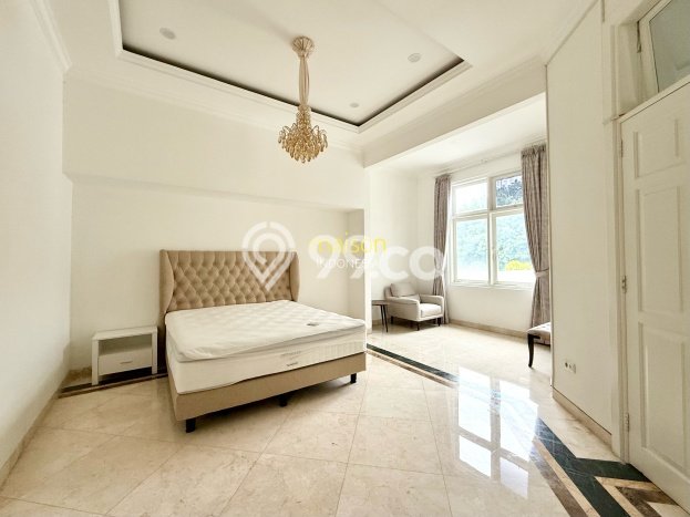 Rumah Luxury Modern Tanpa Renovasi di Pondok Indah Jakarta Selatan Rumah Luxury Modern Tanpa Renovasi di Pondok Indah Jakarta Selatan