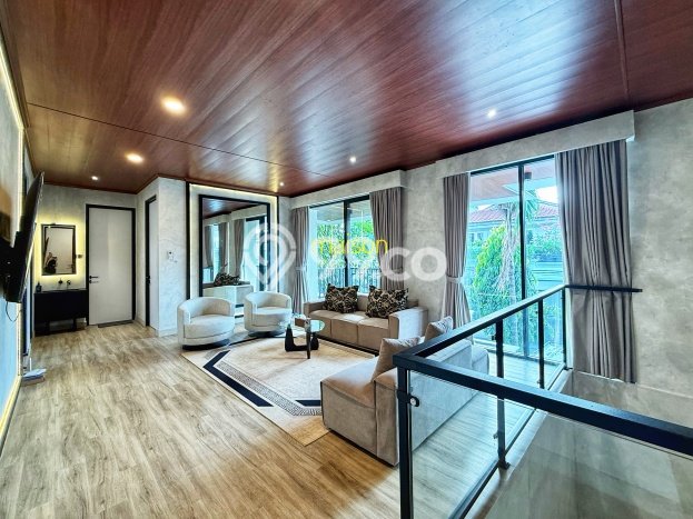 Ready to Use! Luxury House LT 260m2 Desain Elegan di Pondok Indah Ready to Use! Luxury House LT 260m2 Desain Elegan di Pondok Indah