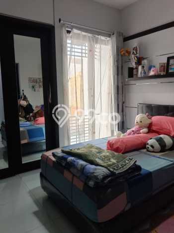 Rumah Modern Cantik 5 KT Siap Huni di Ciputat Rumah Modern Cantik 5 KT Siap Huni di Ciputat