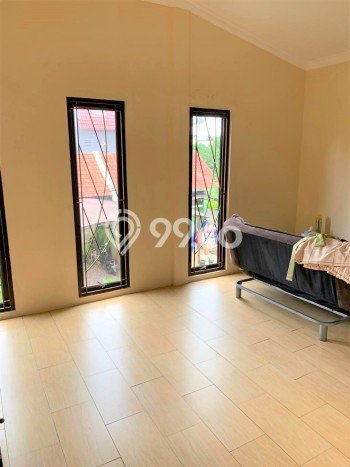 Jual Rumah Strategis Bagus Punya 4 KT di Ciledug Tangerang SHM Jual Rumah Strategis Bagus Punya 4 KT di Ciledug Tangerang SHM