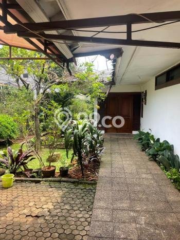 Ready to Use! Luxury House LT 1474m2 Desain Elegan di Kemang Ready to Use! Luxury House LT 1474m2 Desain Elegan di Kemang