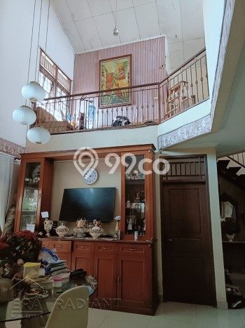 Hunian Elit LB 240m2 Siap Huni Desain Elegan di Sektor 5-Bintaro, Jakarta Selatan Hunian Elit LB 240m2 Siap Huni Desain Elegan di Sektor 5-Bintaro, Jakarta Selatan