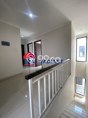 Siap Huni Rumah Mewah 4 Kamar di Pondok Aren Dekat ke Mana Pun Siap Huni Rumah Mewah 4 Kamar di Pondok Aren Dekat ke Mana Pun