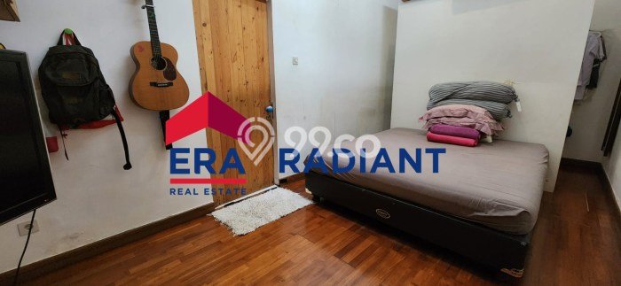 Hunian Nyaman Asri 2 KT Siap Huni di Sektor 9-Bintaro Tangerang Selatan Hunian Nyaman Asri 2 KT Siap Huni di Sektor 9-Bintaro Tangerang Selatan
