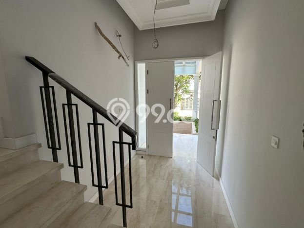 Lokasi terbaik! Rumah siap pakai dikontrakkan di Cilandak LB 378m2 Lokasi terbaik! Rumah siap pakai dikontrakkan di Cilandak LB 378m2
