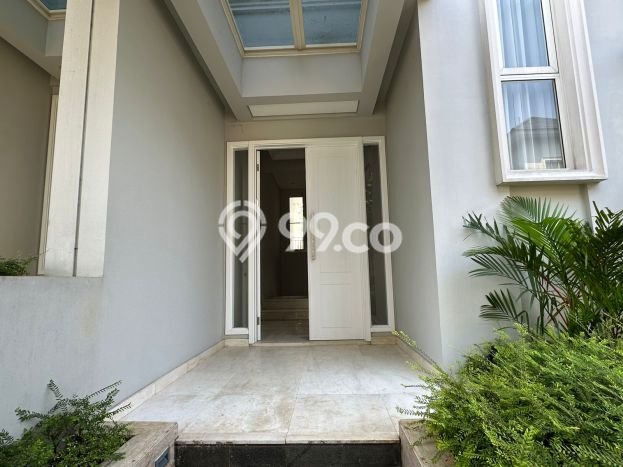 Lokasi terbaik! Rumah siap pakai dikontrakkan di Cilandak LB 378m2 Lokasi terbaik! Rumah siap pakai dikontrakkan di Cilandak LB 378m2