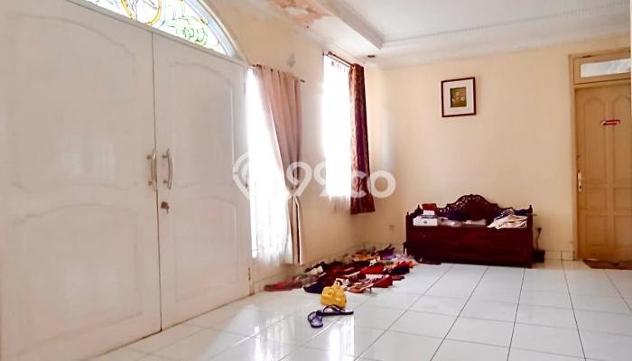 For Sale Hunian Rumah Terawat 5 KT di Pondok Ranji, Tangerang Selatan For Sale Hunian Rumah Terawat 5 KT di Pondok Ranji, Tangerang Selatan