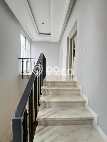 Lokasi terbaik! Rumah siap pakai dikontrakkan di Cilandak LB 378m2 Lokasi terbaik! Rumah siap pakai dikontrakkan di Cilandak LB 378m2