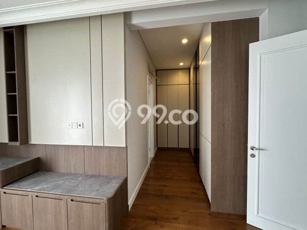 Lokasi terbaik! Rumah siap pakai dikontrakkan di Cilandak LB 378m2 Lokasi terbaik! Rumah siap pakai dikontrakkan di Cilandak LB 378m2