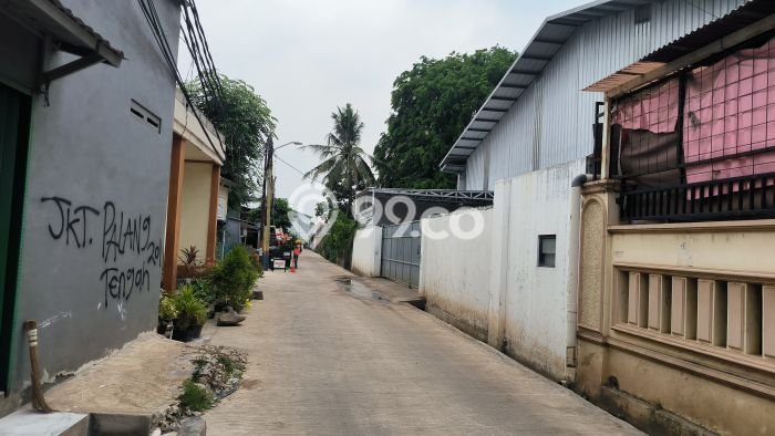 Area Ramai! Gudang Dijual di Cipondoh untuk Bisnis Luas Bangunan 500m2 Area Ramai! Gudang Dijual di Cipondoh untuk Bisnis Luas Bangunan 500m2
