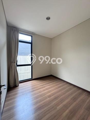 Rumah kawasan BSD City, Dekat Pusat Kota, 4 KM, Luas 180m² Bangunan 242m² Rumah kawasan BSD City, Dekat Pusat Kota, 4 KM, Luas 180m² Bangunan 242m²