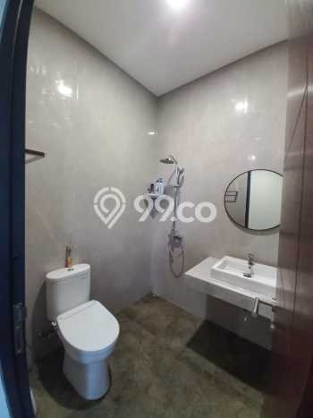 Rumah Luxury Modern Tanpa Renovasi di Pondok Hijau Bandung Rumah Luxury Modern Tanpa Renovasi di Pondok Hijau Bandung