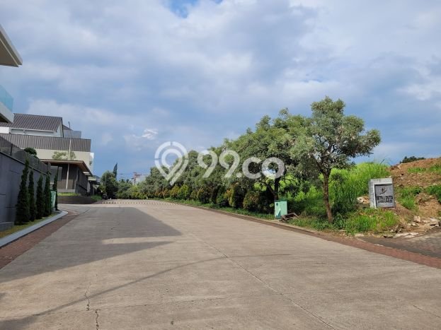 Untuk Dijual Tanah 431m2 di Setra Duta, Bandung Untuk Dijual Tanah 431m2 di Setra Duta, Bandung