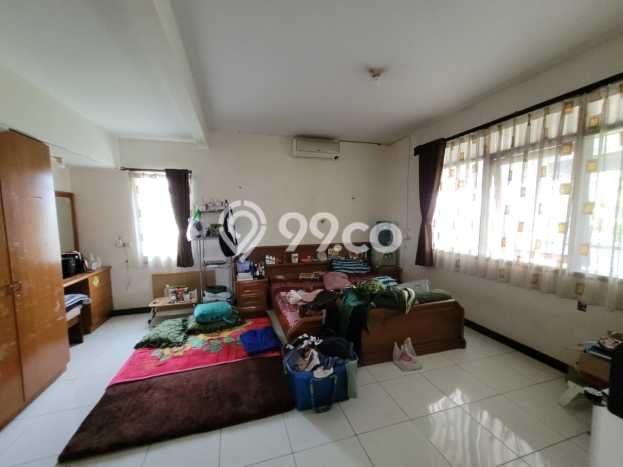 HOT DEAL! Rumah Berkualitas area , Bandung, Luas 550m2m² Bangunan 350m2m² HOT DEAL! Rumah Berkualitas area , Bandung, Luas 550m2m² Bangunan 350m2m²