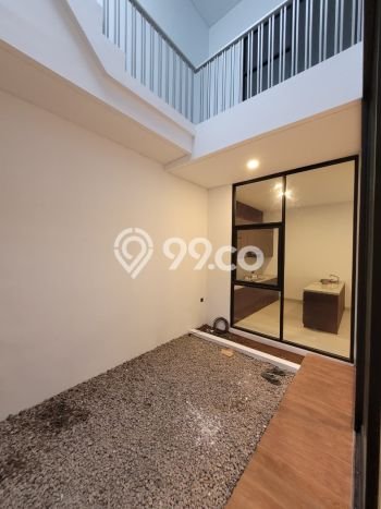 For Sale! Luxury House LT 144m2 Desain Elegan di Setra Duta For Sale! Luxury House LT 144m2 Desain Elegan di Setra Duta