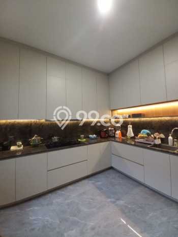 Rumah Luxury Modern Tanpa Renovasi di Pondok Hijau Bandung Rumah Luxury Modern Tanpa Renovasi di Pondok Hijau Bandung