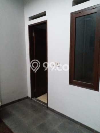 Rumah Luas Asri 4 KT Siap Pakai di Gunung Batu Bandung Rumah Luas Asri 4 KT Siap Pakai di Gunung Batu Bandung