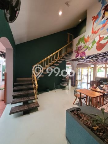 Unit Komersial Dijual di Coblong Bandung Luas Bangunan 300m2 Unit Komersial Dijual di Coblong Bandung Luas Bangunan 300m2