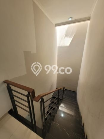 Rumah Elit Modern Siap Huni di Setra Sari Bandung Rumah Elit Modern Siap Huni di Setra Sari Bandung