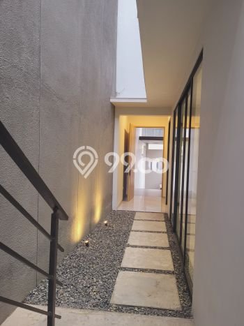 Rumah PREMIUM area , Bandung, LT 139m2m² Bangunan 155m2m² KESEMPATAN TERBATAS! Rumah PREMIUM area , Bandung, LT 139m2m² Bangunan 155m2m² KESEMPATAN TERBATAS!