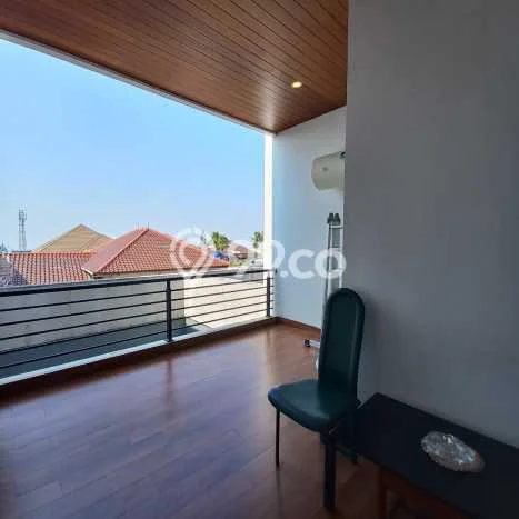 Rumah Elit Modern Tanpa Renovasi di Pondok Hijau Bandung Rumah Elit Modern Tanpa Renovasi di Pondok Hijau Bandung