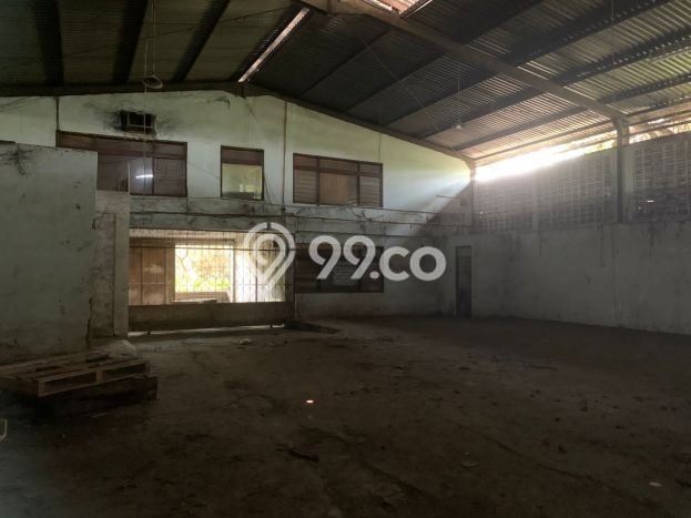 Gudang untuk Disewa di Pusat Bandung Luas Bangunan 2400m2 Gudang untuk Disewa di Pusat Bandung Luas Bangunan 2400m2